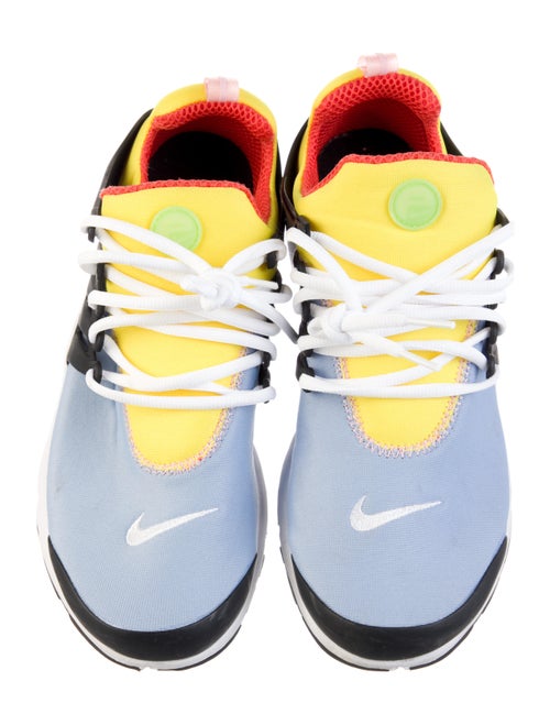 Nike Mesh Colorblock Pattern Athletic Sneakers