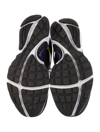 Nike Mesh Colorblock Pattern Athletic Sneakers