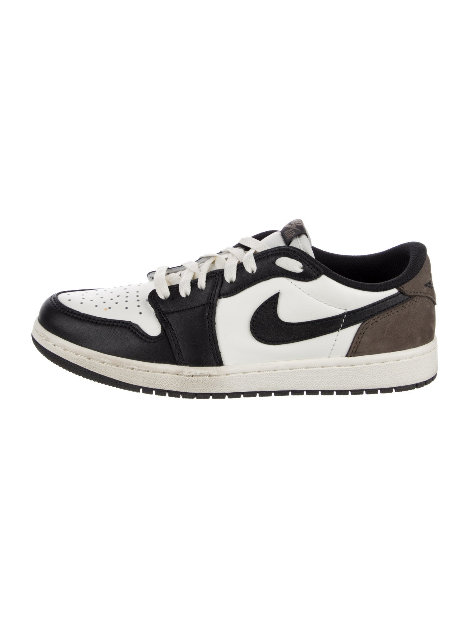 Nike Leather Colorblock Pattern Sneakers