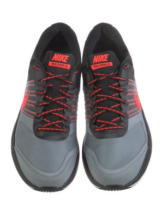 Nike Mesh Printed Athletic Sneakers