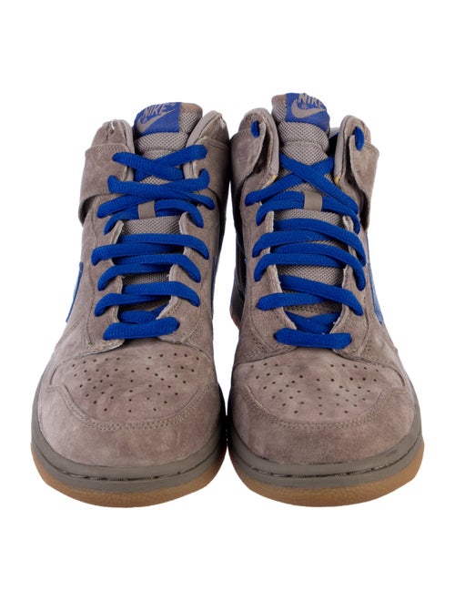 Nike SB Dunk 'Iron' Sneakers