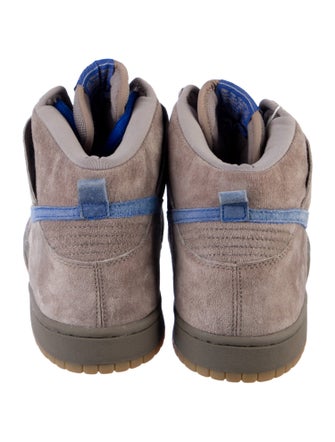 Nike SB Dunk 'Iron' Sneakers