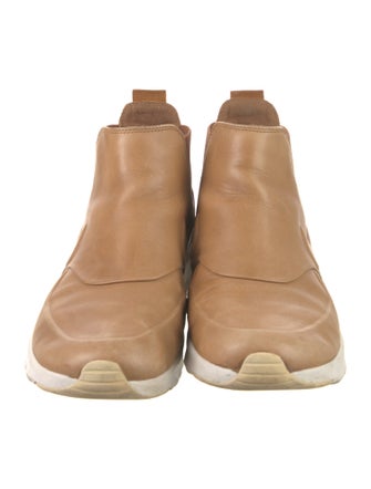 Nike Leather Chelsea Boots