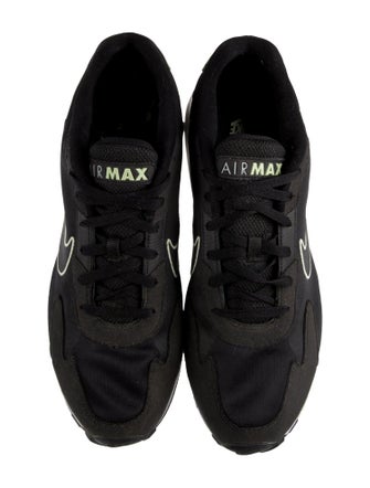 Nike Colorblock Pattern Athletic Sneakers