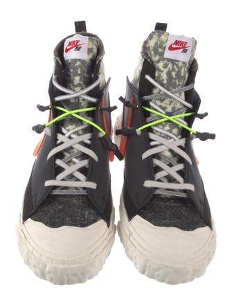 Nike Printed Sneakers