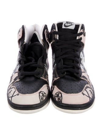 Nike SB x Futura 'Unkle' Sneakers