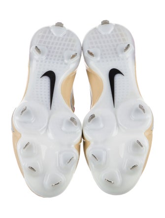 Nike x Travis Scott Zoom Trout 9 Sneakers