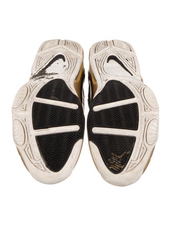 Nike Leather Colorblock Pattern Sneakers