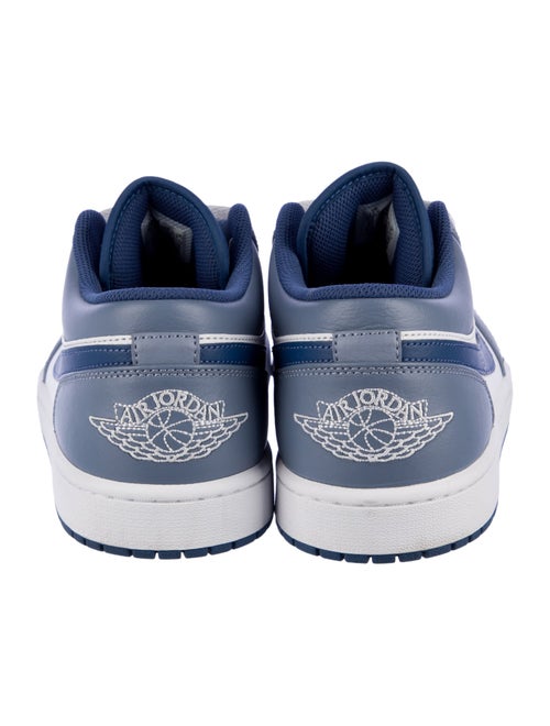 Nike Leather Colorblock Pattern Sneakers