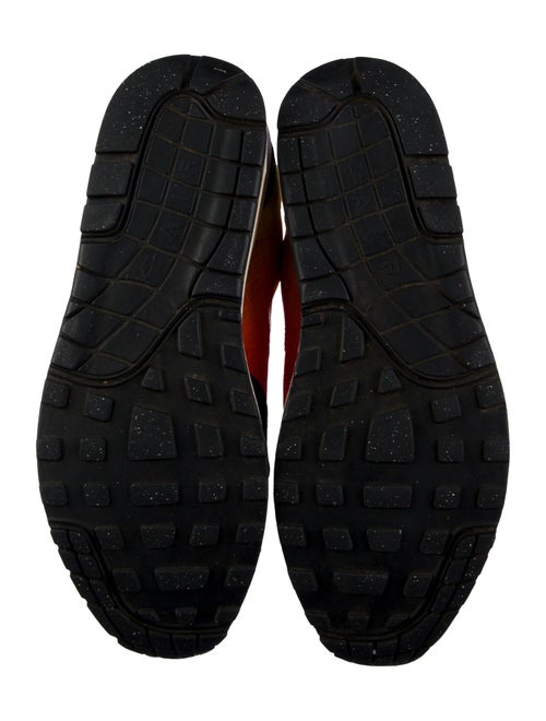 Nike Mesh Colorblock Pattern Athletic Sneakers