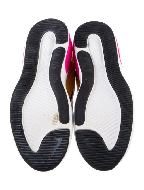 Nike Colorblock Pattern Athletic Sneakers