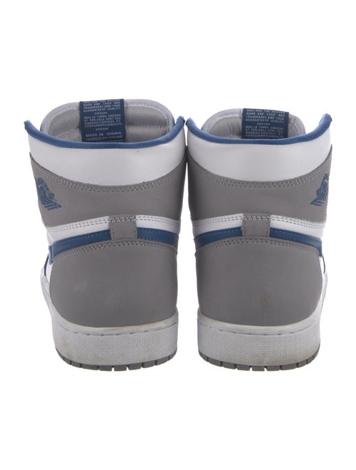 Nike Leather Colorblock Pattern Sneakers