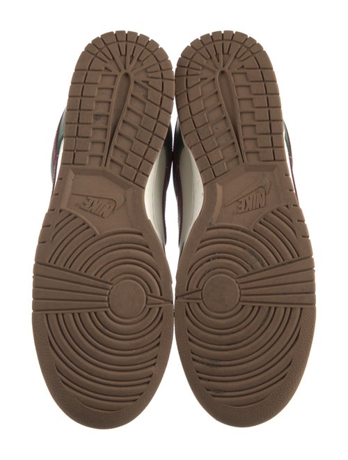 Nike Leather Colorblock Pattern Athletic Sneakers