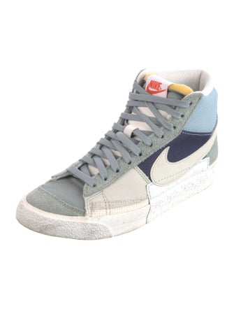 Nike Suede Colorblock Pattern Sneakers