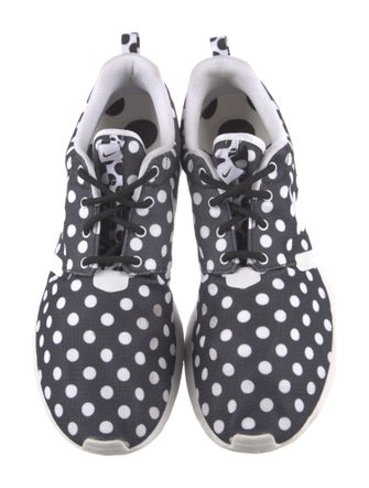 Nike Polka Dot Print Athletic Sneakers