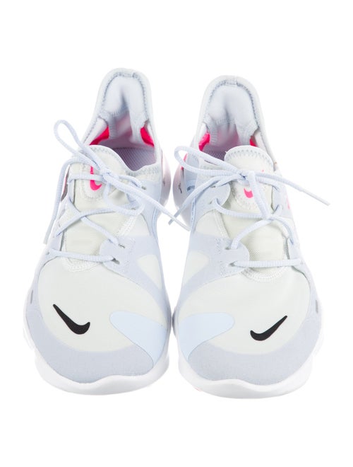 Nike Mesh Colorblock Pattern Athletic Sneakers