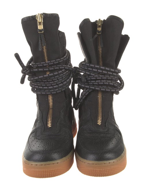 Nike Leather Hiking Boots