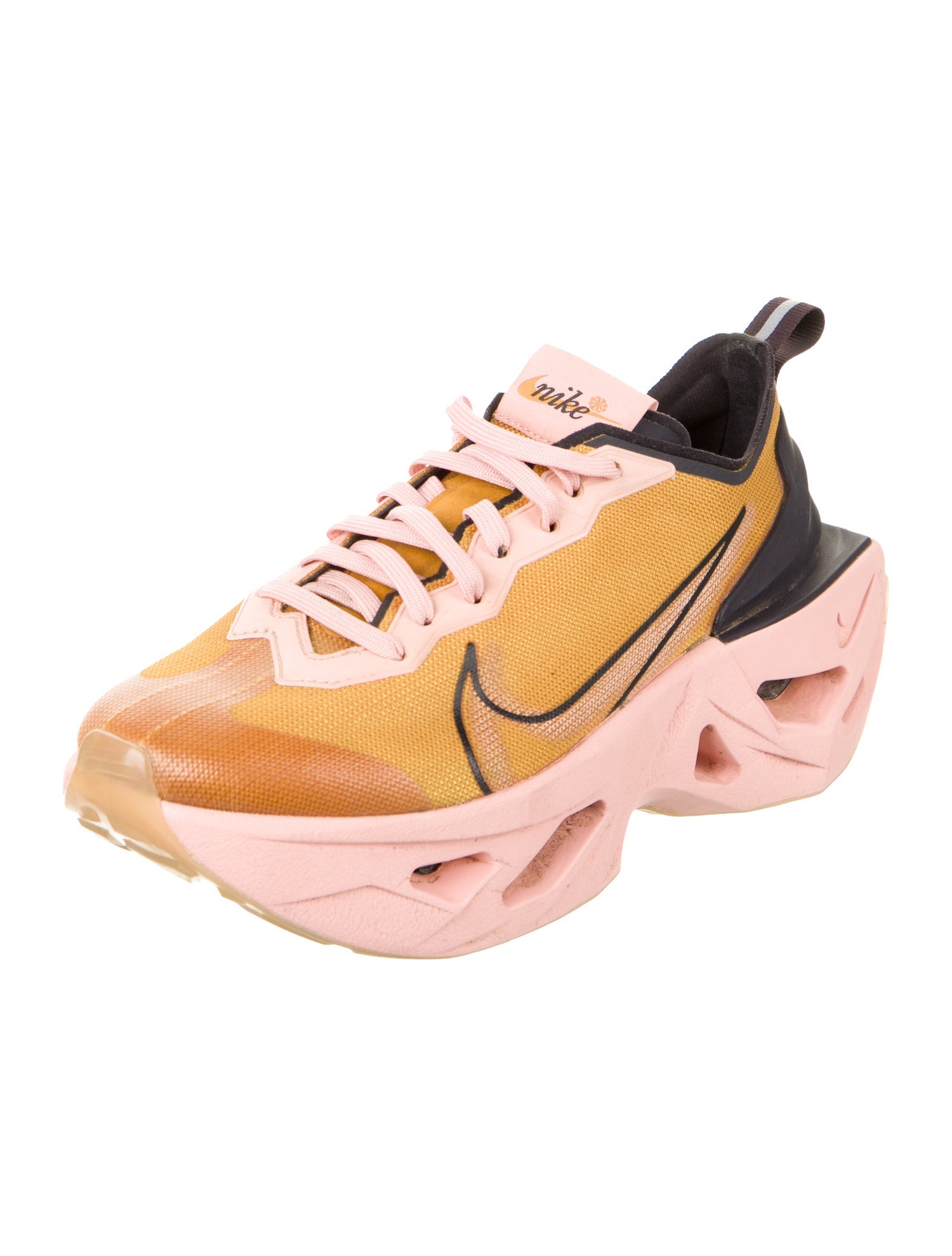 Nike Mesh Colorblock Pattern Athletic Sneakers