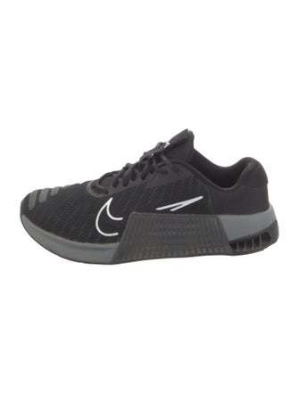 Nike Mesh Graphic Print Athletic Sneakers