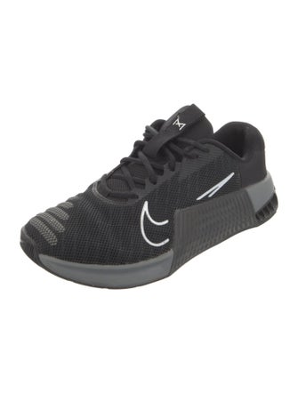 Nike Mesh Graphic Print Athletic Sneakers