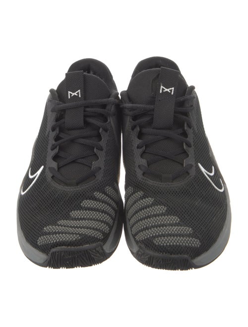 Nike Mesh Graphic Print Athletic Sneakers