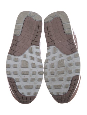 Nike Leather Colorblock Pattern Athletic Sneakers