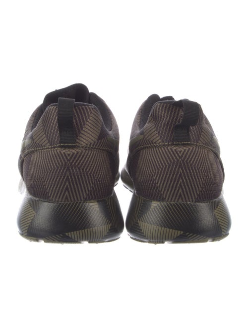 Nike Mesh Printed Athletic Sneakers