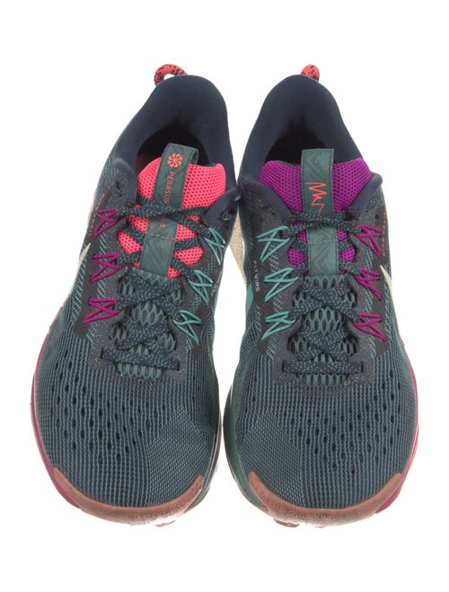 Nike Mesh Printed Athletic Sneakers