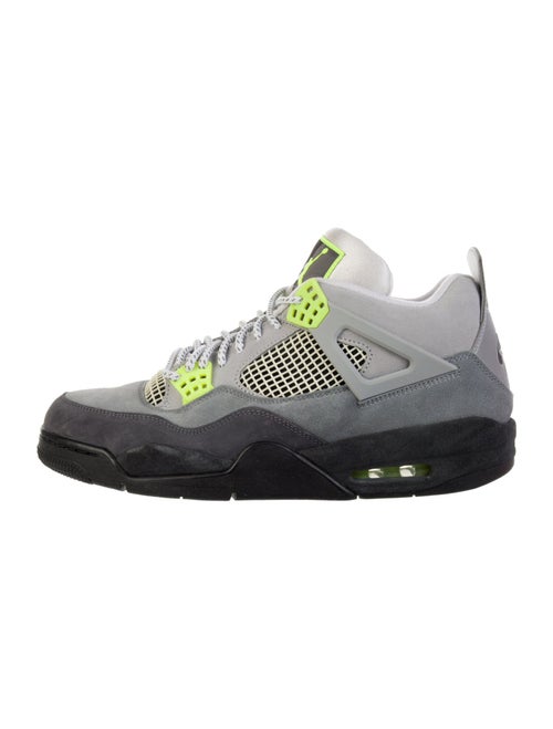 Jordan 4 Retro SE 95 'Neon' Sneakers
