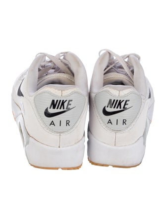 Nike Mesh Graphic Print Sneakers