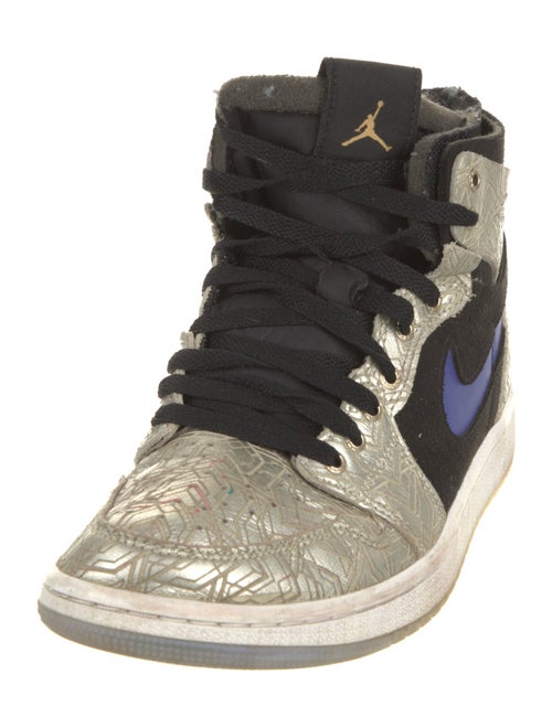 Nike Leather Colorblock Pattern Sneakers