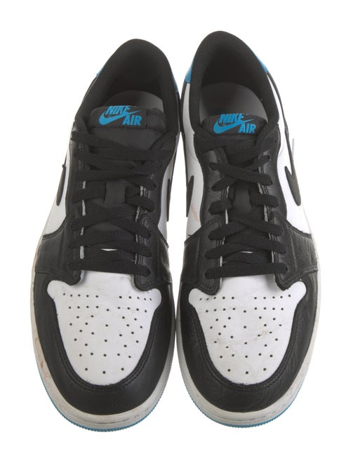 Nike Leather Colorblock Pattern Athletic Sneakers