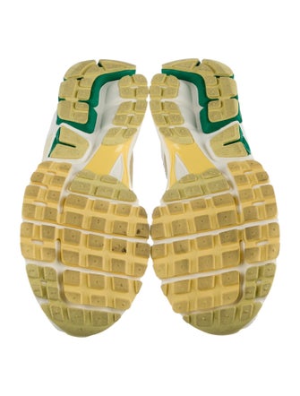 Nike Nike Zoom Vomero 5 Sneakers