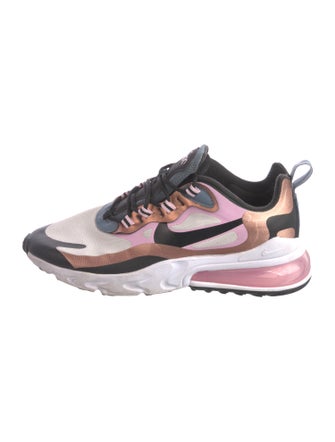 Nike Mesh Colorblock Pattern Athletic Sneakers
