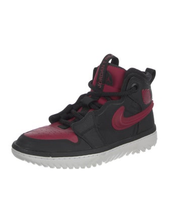 Nike Leather Colorblock Pattern Sneakers