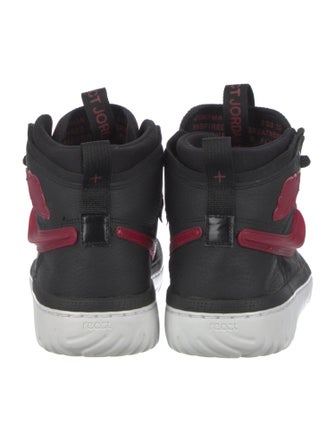 Nike Leather Colorblock Pattern Sneakers