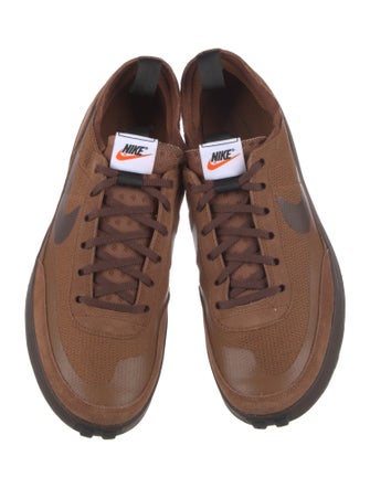 Nike Mesh Colorblock Pattern Athletic Sneakers