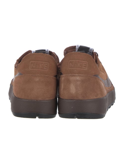 Nike Mesh Colorblock Pattern Athletic Sneakers