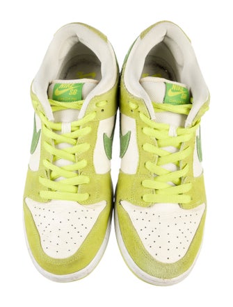 Nike Nike SB Dunk Low Green Apple Sneakers