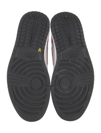 Nike Leather Colorblock Pattern Sneakers