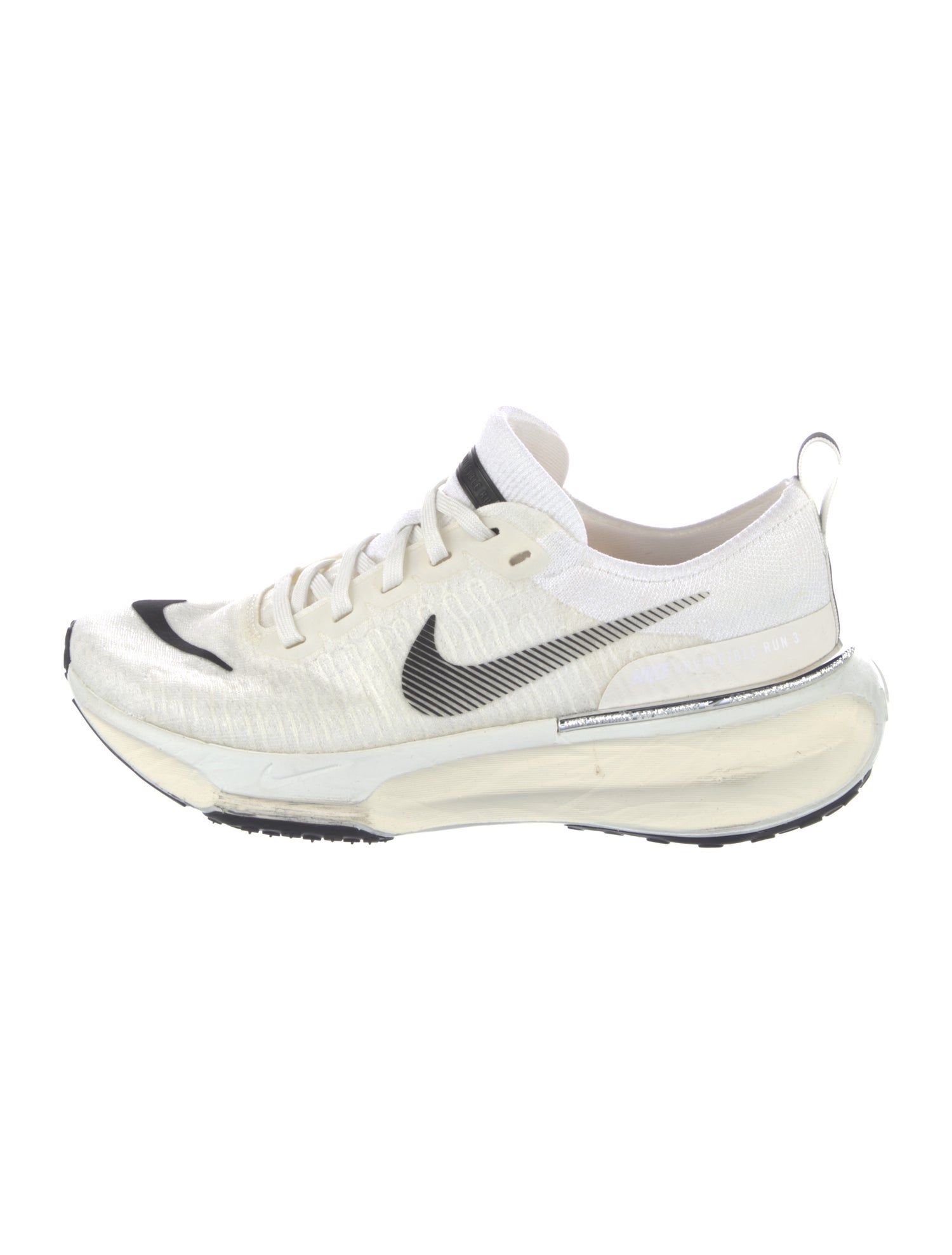 Nike Mesh Printed Athletic Sneakers