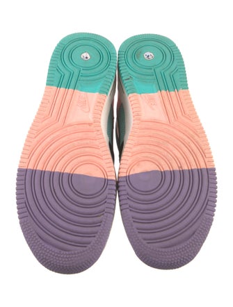 Nike Leather Colorblock Pattern Sneakers