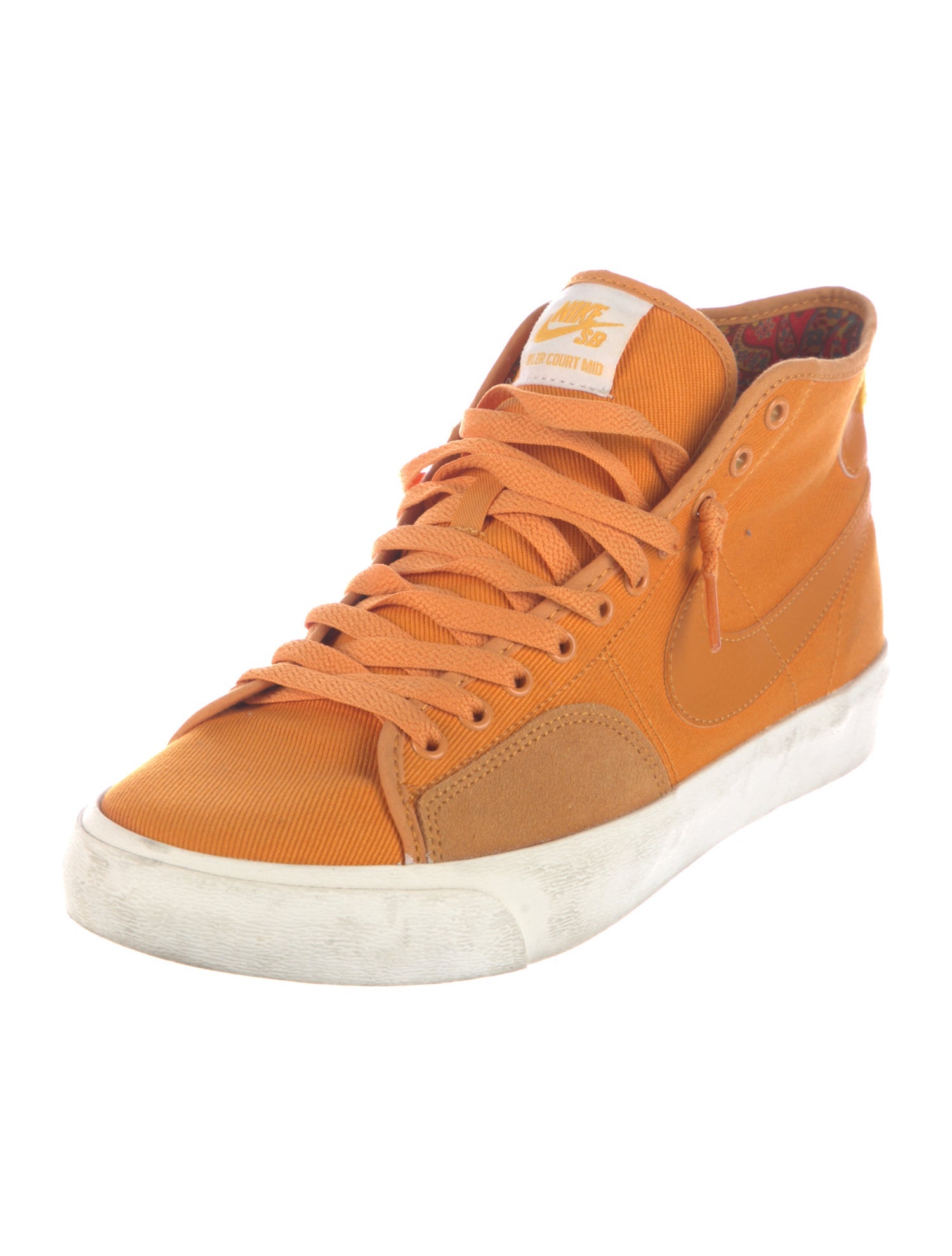 Nike Canvas Sneakers