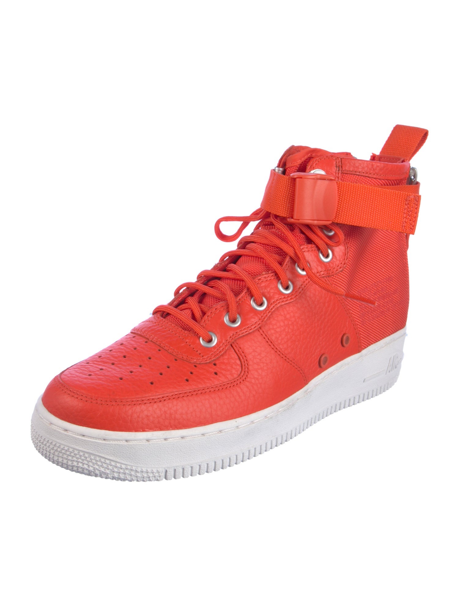 Nike Canvas Sneakers