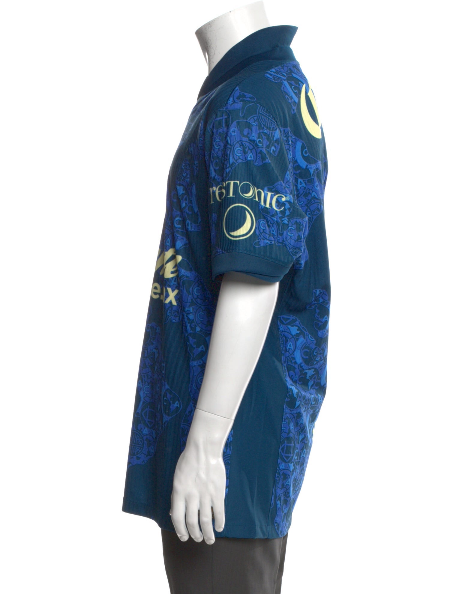 Nike Graphic Print Short Sleeve Shirt
