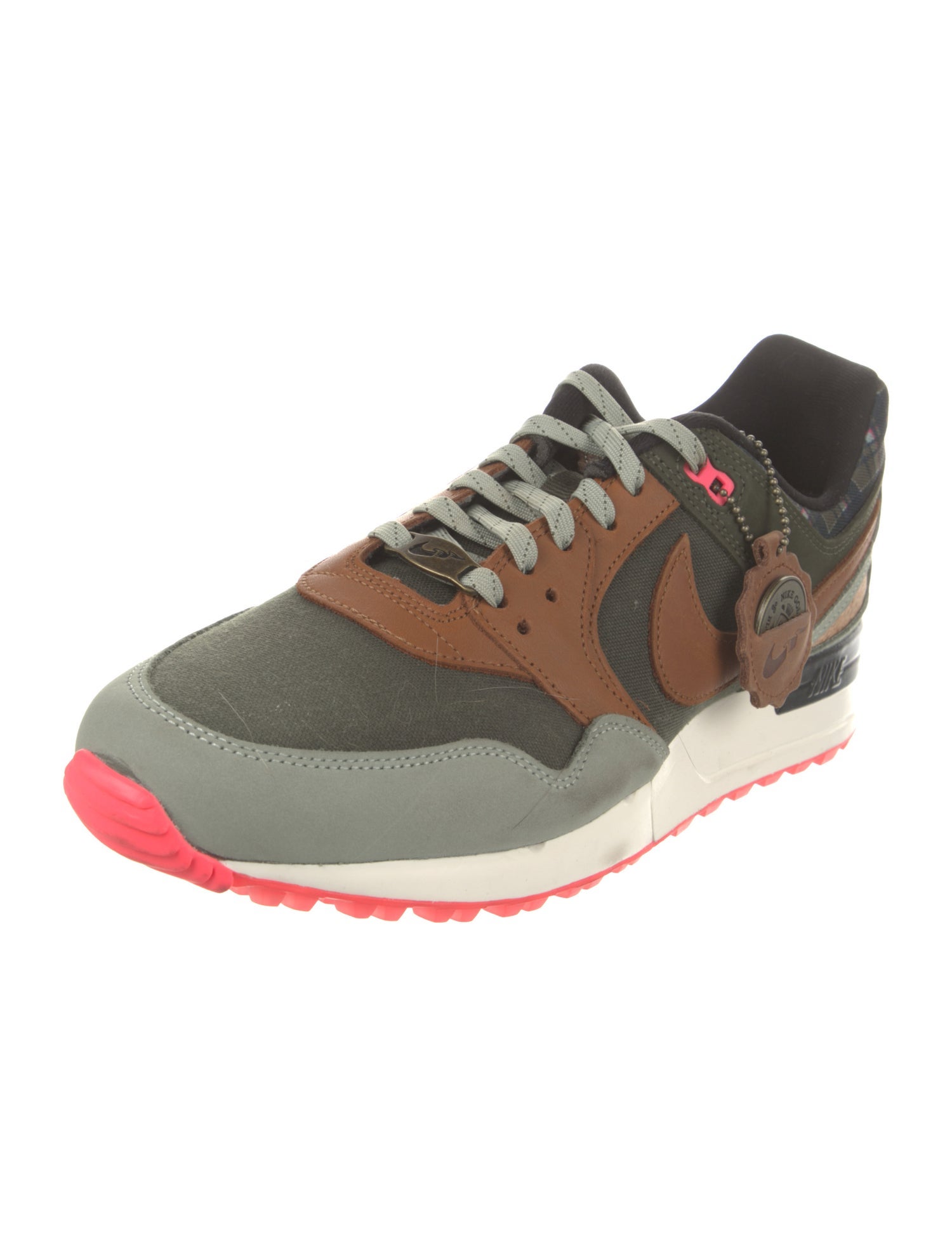 Nike Leather Colorblock Pattern Athletic Sneakers