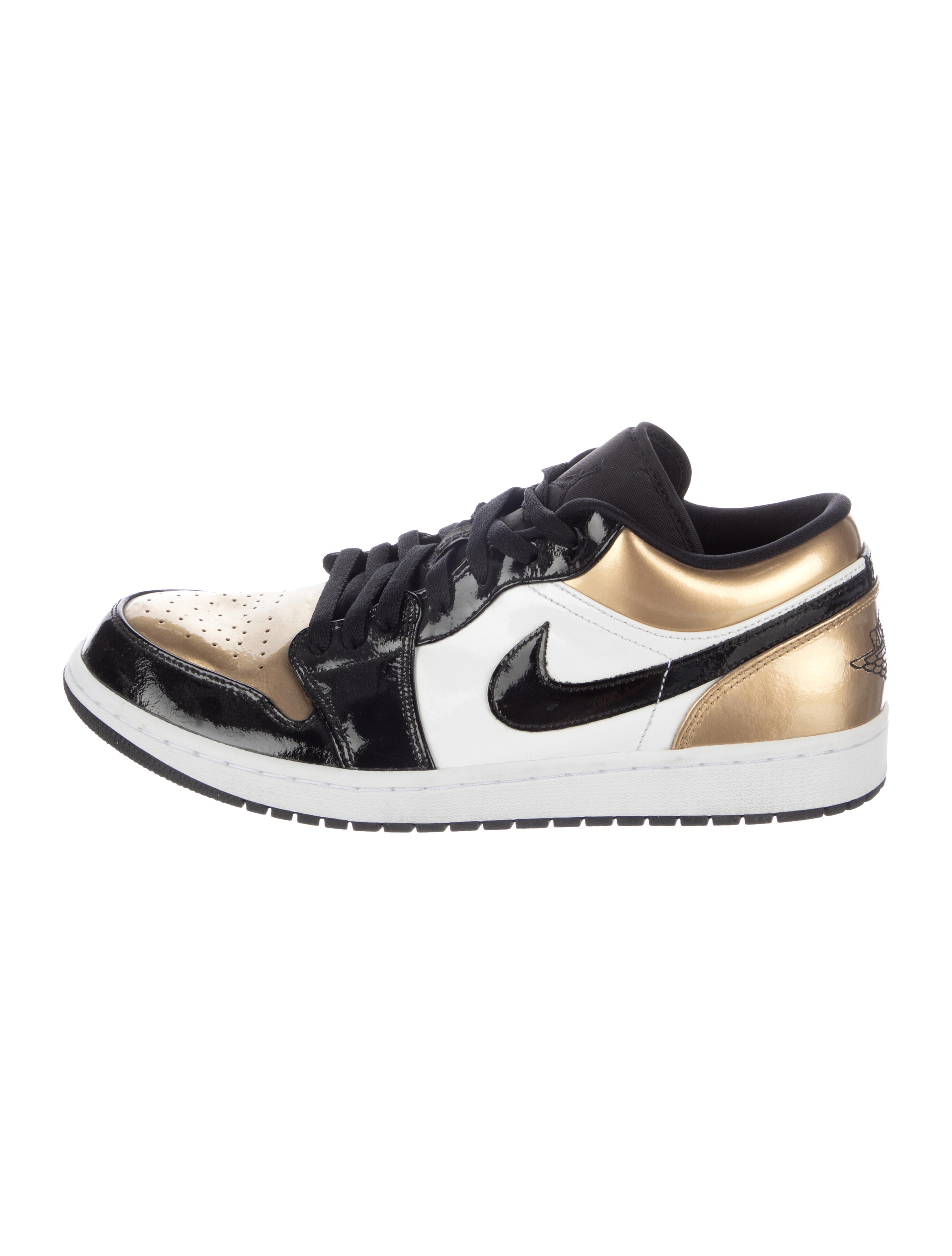 Jordan 1 Low Gold Toe Sneakers
