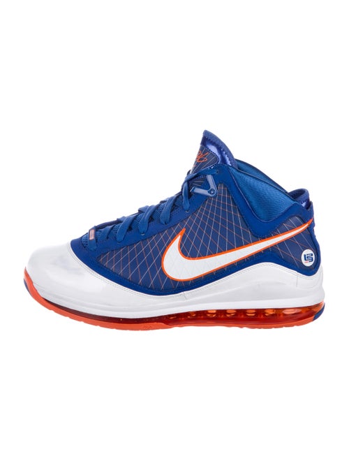 Nike Lebron 7 PE Hardwood Classic Sneakers