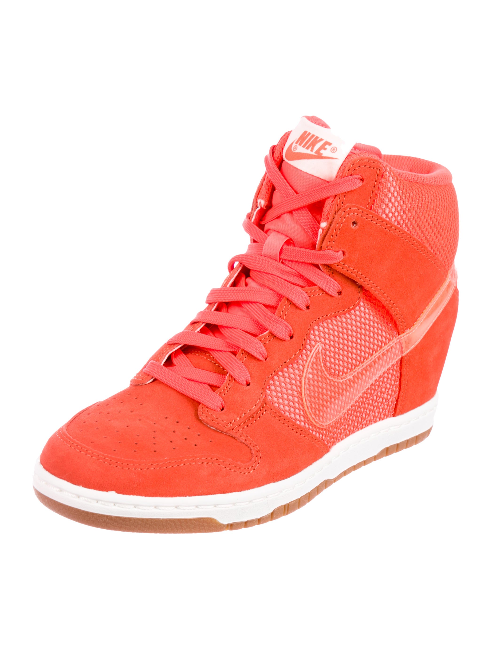 Luxury consignment sales. Shop for pre owned designer mens nike free run 2 ext running shoes $45.50