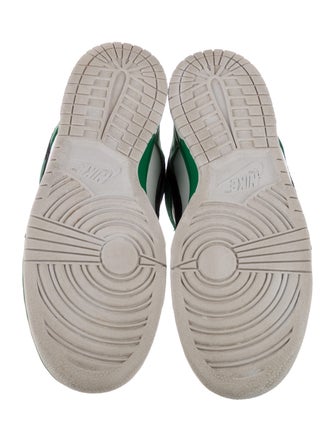 Nike Dunk SB Heineken Low-Top Sneakers